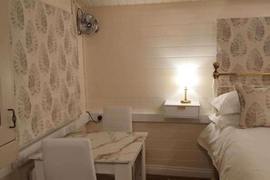 Cabin | 1 bedroom, free WiFi, bed sheets