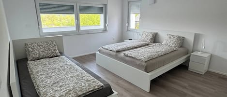 2 bedrooms, WiFi, bed sheets