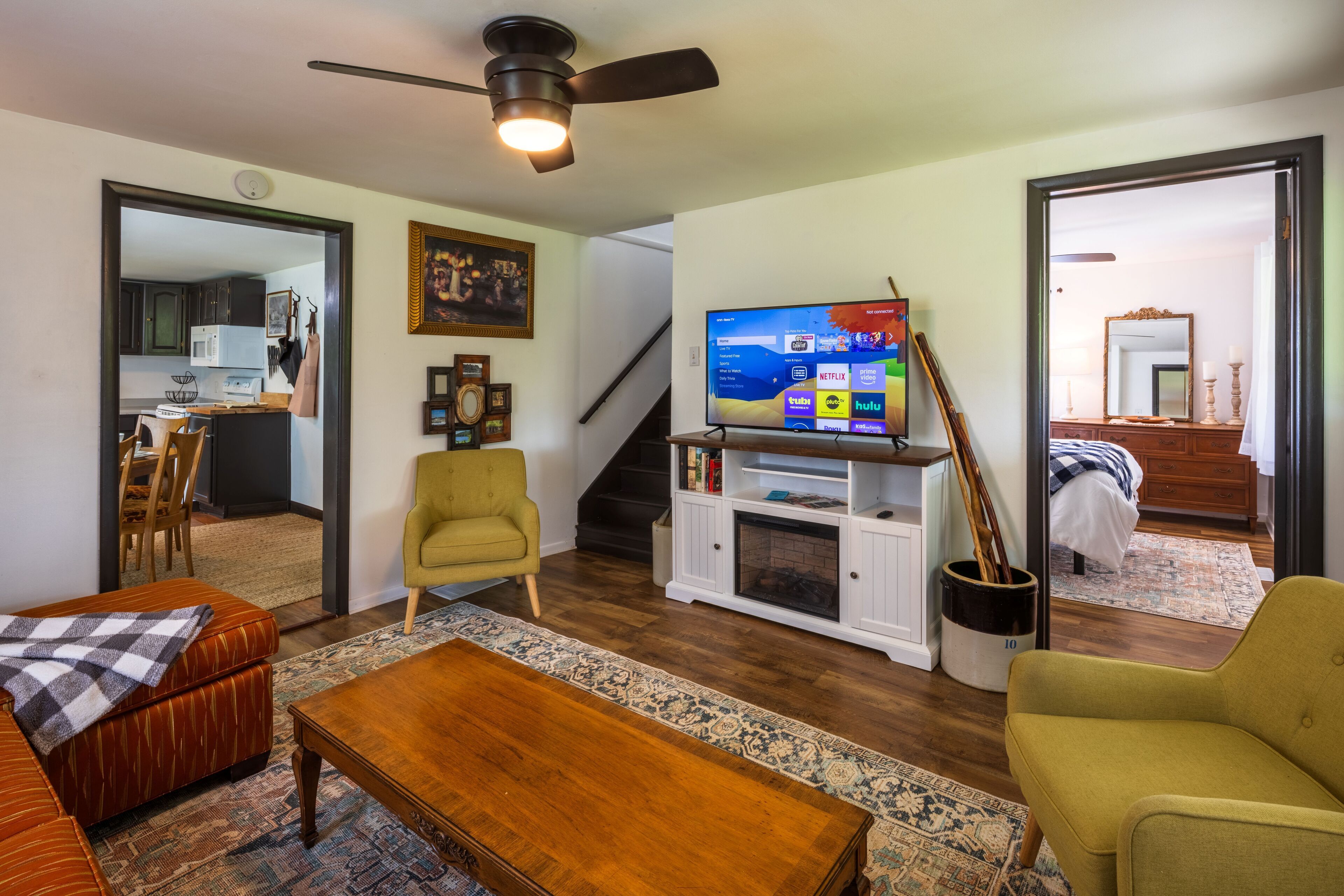 Smart TV, fireplace, DVD player