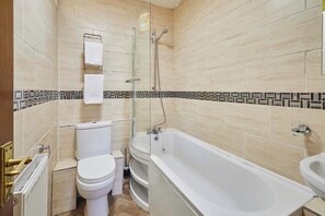 淋浴設備、風筒、提供毛巾