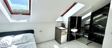 1 bedroom, Internet, bed sheets