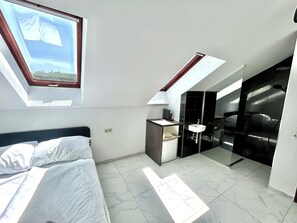 1 habitación, internet y ropa de cama