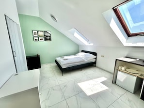 1 camera, accesso a Internet, lenzuola