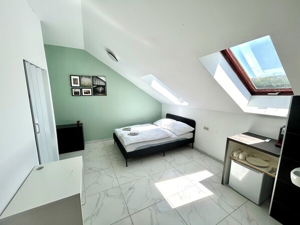 1 bedroom, Internet, bed sheets