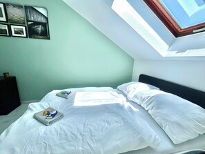 1 habitación, internet y ropa de cama