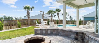 Coastal Luxury Retreat | Pool | Sleeps 18 | 2 Golf Carts