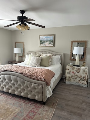 4 bedrooms, in-room safe, iron/ironing board, WiFi