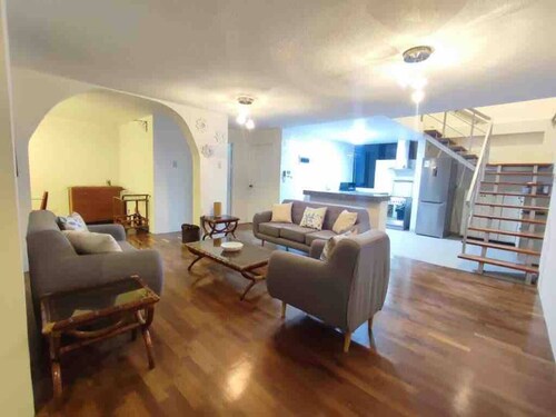 Modern & Spacious Duplex