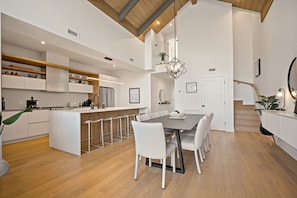 Dining - Tremblant Prestige - Verbier 6-202 (Mont-Tremblant)