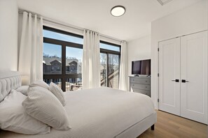 3 makuuhuonetta, silitysrauta/-lauta, ilmainen Wi-Fi, vuodevaatteet