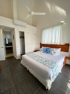Apartment | 2 bedrooms, iron/ironing board, free WiFi - Apartamento Vista Mare 1-302 (Samana)