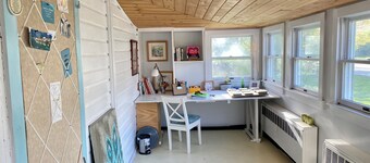 Charming 1920's no frills cottage in peaceful Old Saybrook