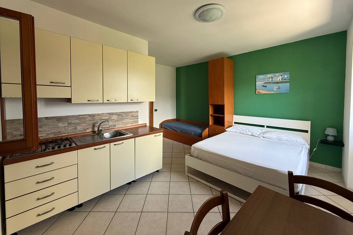 Chambre, vue mer | Bureau, fer et planche à repasser, Wi-Fi gratuit