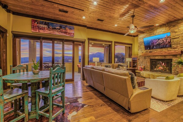 Smart TV, fireplace, ping pong