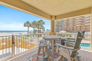 Condo, Multiple Beds (Atlantic Villas 101) | Outdoor dining