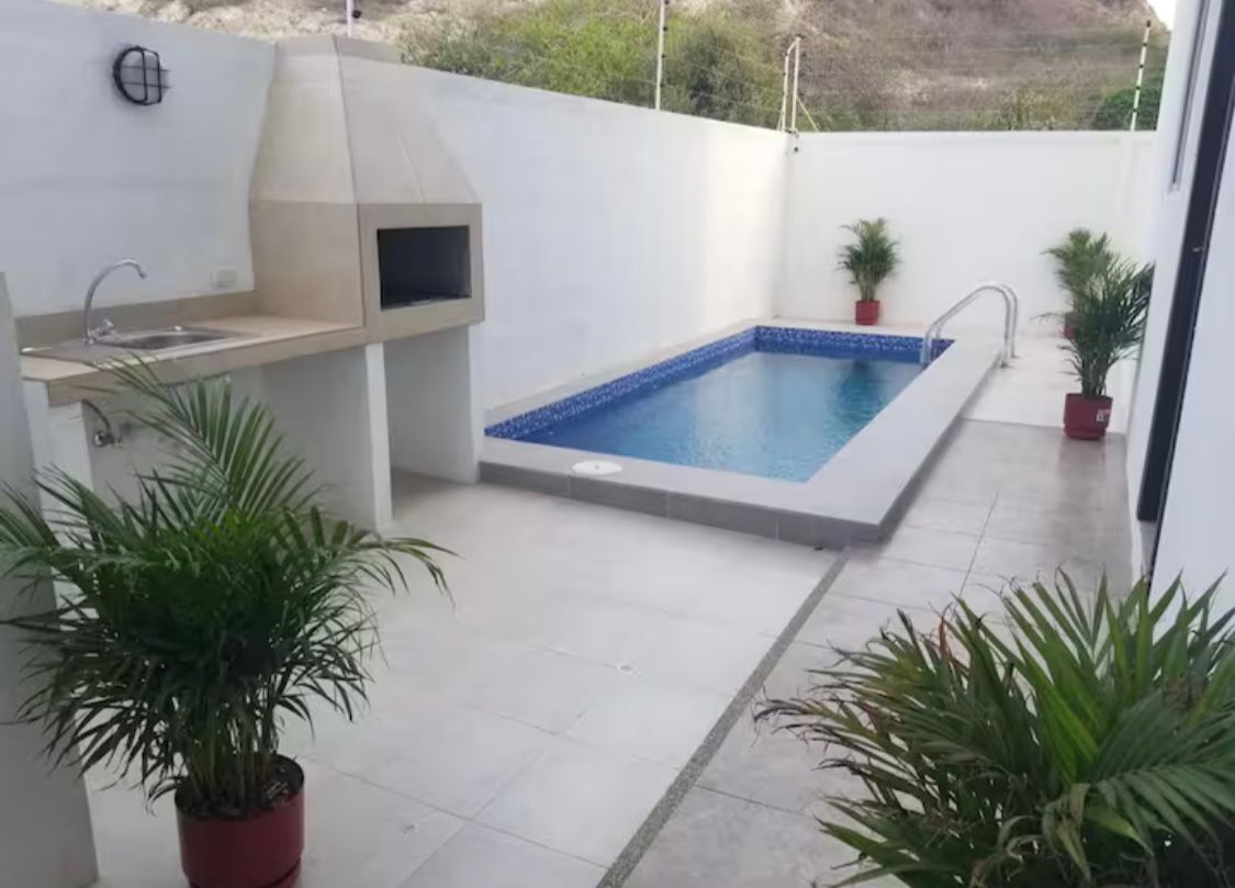 Piscina a l'aire lliure 