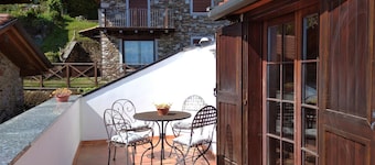 Casa Serena with lake view