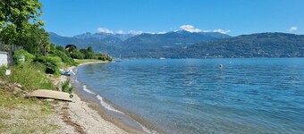 Apartment Camellias with private beach