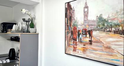 Comfy Apartment - 12 Mins from Gatwick