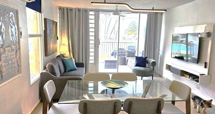 3/2 Condo in wonderful Luquillo, AC,Pool BEACHFRONT