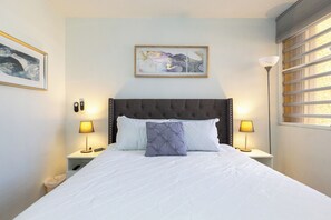 3 slaapkamers, een strijkplank/strijkijzer, wifi, beddengoed