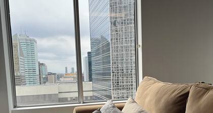 Downtown Suite - Stunning View Right in the centre of Edmonton