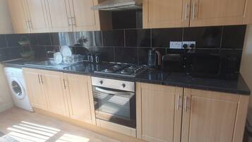 House | Private kitchen | Microwave, oven, stovetop, electric kettle