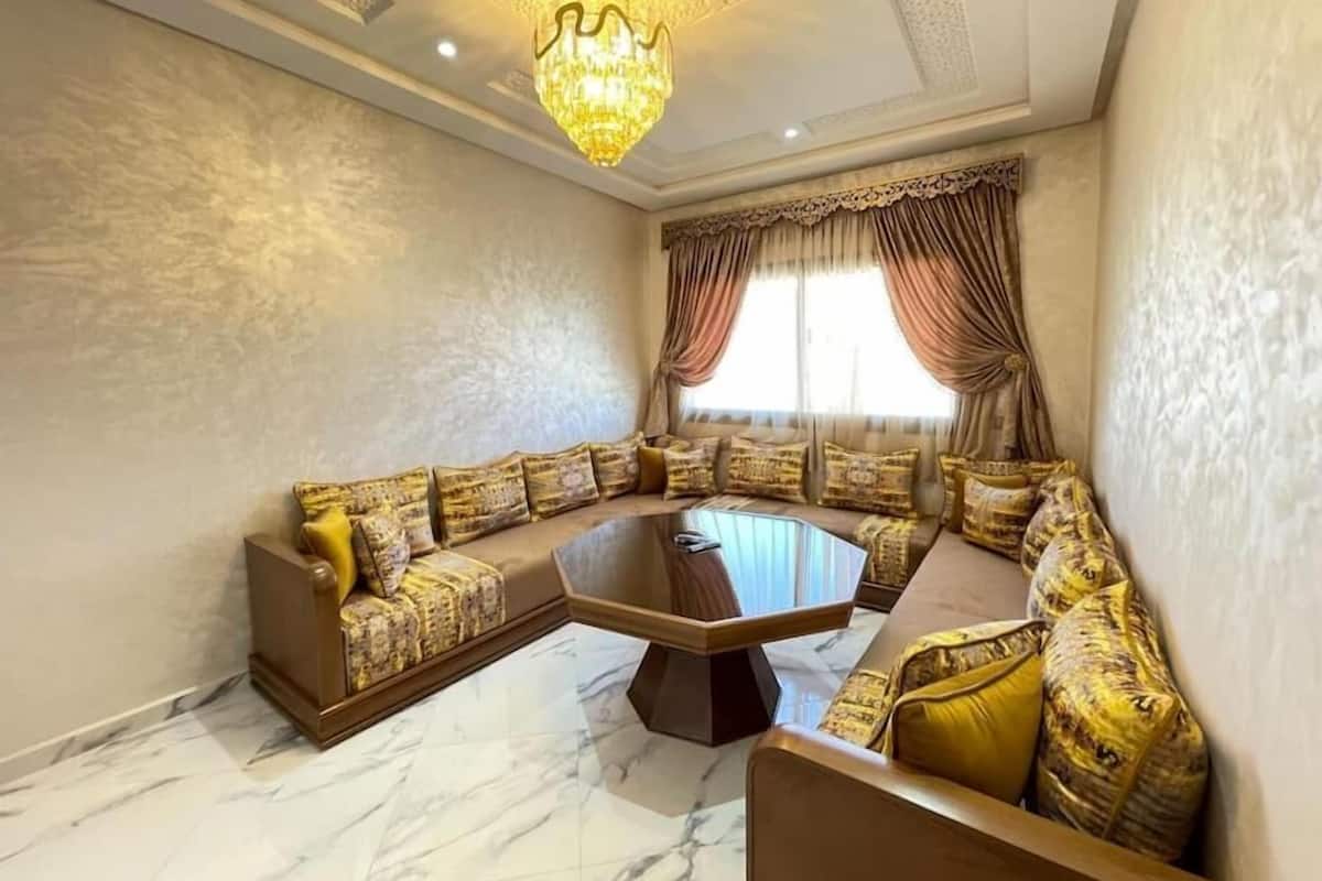 Elite Apartment | Living area
