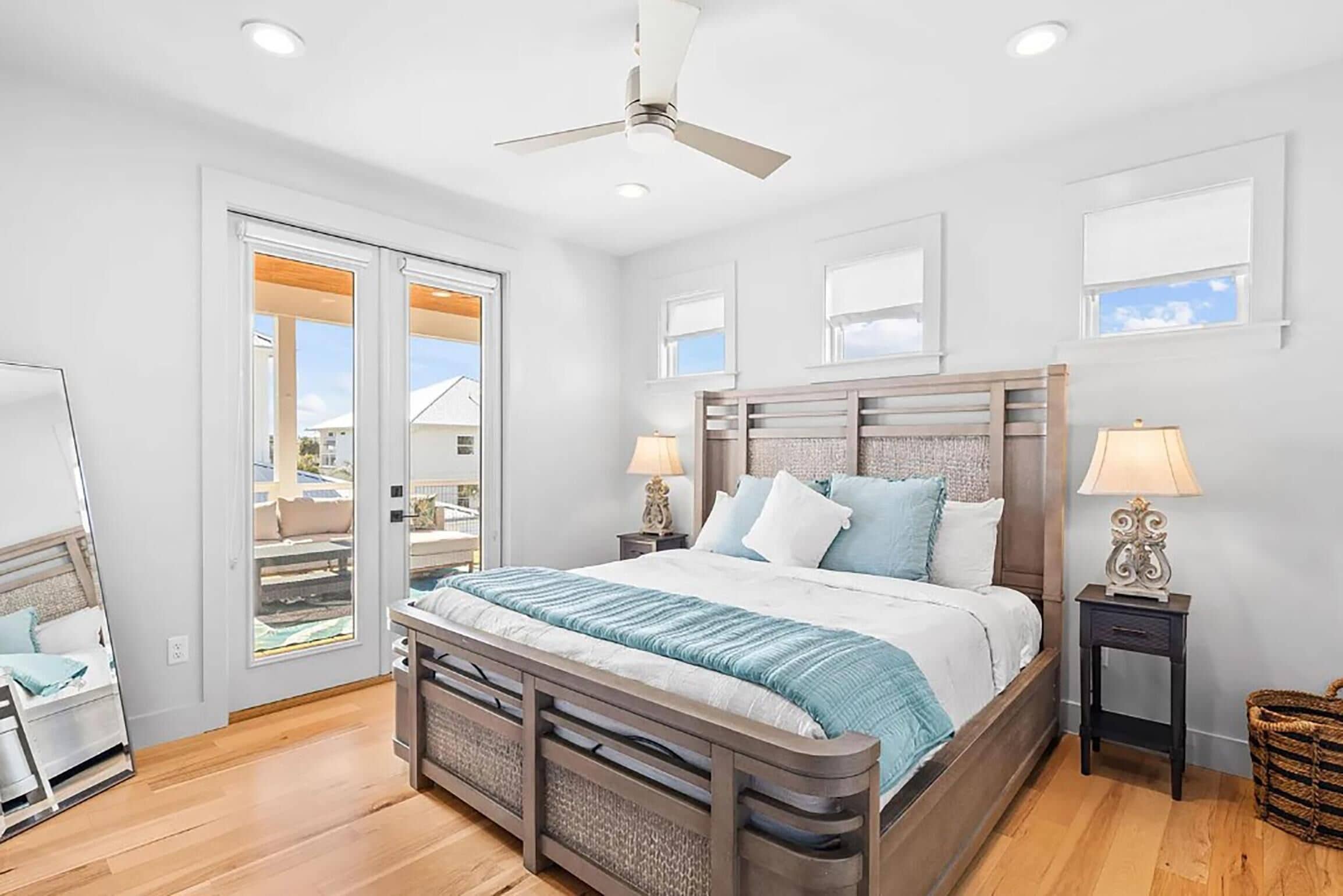 House, Multiple Beds (Talulah Sunrise)