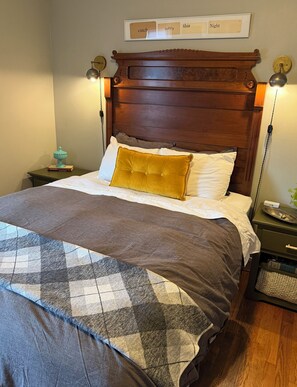 1 habitación, tabla de planchar con plancha, wifi gratis y ropa de cama 