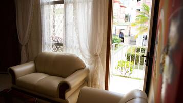 Apartment, Smoking | 3 bedrooms