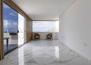 Apartment, Smoking | 4 bedrooms