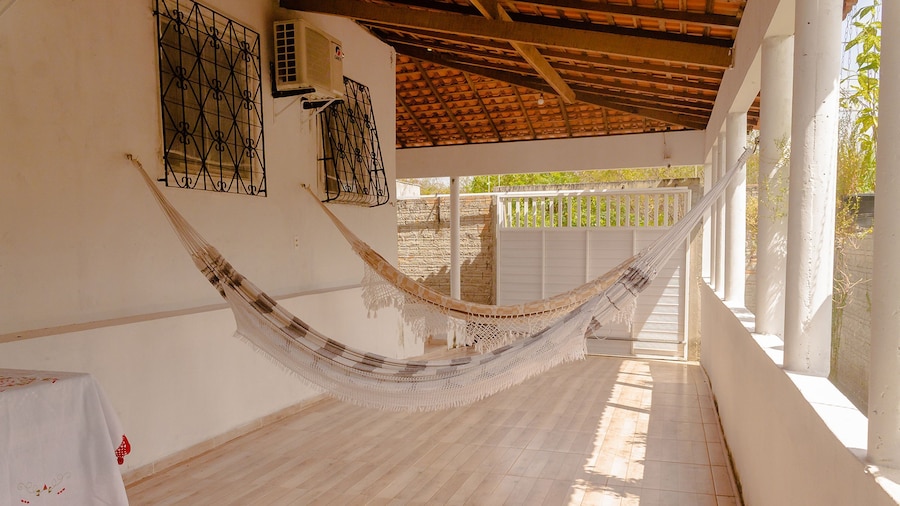 Linda Casa c Wi-fi a 900m da Praia de Itatinga MA