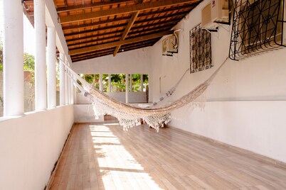 Linda Casa c Wi-fi a 900m da Praia de Itatinga MA