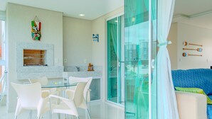 Apartment | 3 bedrooms - Apto com Wi-fi a Poucos Passos da Praia Central (Itapema)