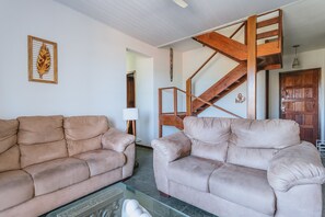 Apartment | 3 bedrooms - Cobertura a 150m do mar com Churrasqueira e Wi-fi (Rio das Ostras)