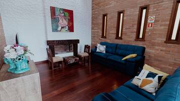 Casa, para fumantes | 5 quartos