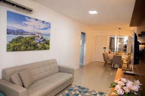 Apartment | 3 bedrooms - Apto Moderno pr Ximo Praia de Itaparica ES (Vila Velha)