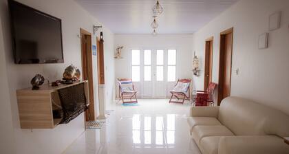 Casa de Campo Cercada Pela Natureza com Wifi