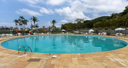 Casa em Condom nio com Piscina Wi-fi e Garagem