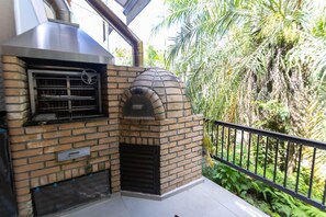 House, Smoking | 2 bedrooms - Casa em Condom nio com Piscina Wi-fi e Garagem (Guarujá)