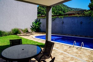 House | 2 bedrooms - Casa c Piscina a 150m da Praia de Boi Ucanga (São Sebastião)