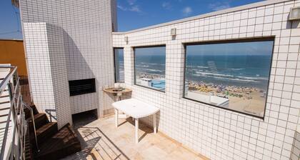 Apto c Churrasq Piscina e Wi-fi a 200m da Praia