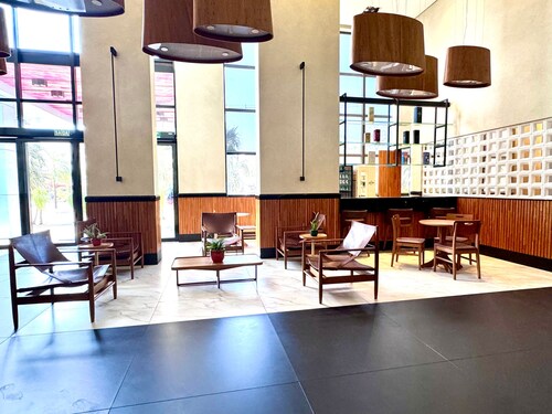 Apart-hotel bem Localizado com Piscina - Palmas TO