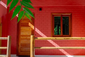 House, Smoking - Suite Recanto dos Macacos - Quarto 3 (Prado)