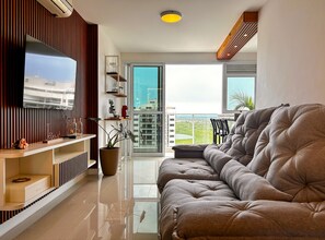 2 bedrooms - Apto c Vista p o mar e Lagoa na Barra da Tijuca RJ (Rio de Janeiro)