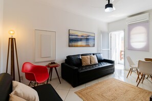Apartment, Smoking | 1 bedroom - Timo Apto c Wifi a 700m da Praia do Tombo-guaruj (Guarujá)