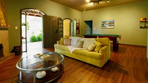 House, Smoking - S tio Cambar Iara Ref gio Tranquilo na Natureza (Atibaia)