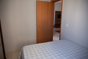 Apartment, Smoking