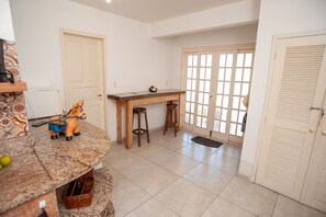 House | 3 bedrooms - Casa c Ar-condicionado a 200m do Mar-saquarema RJ (Saquarema)